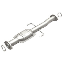 Load image into Gallery viewer, MagnaFlow Direct Fit Catalytic Converter 01-04 Toyota Tacoma 2.4L Rear - 51453