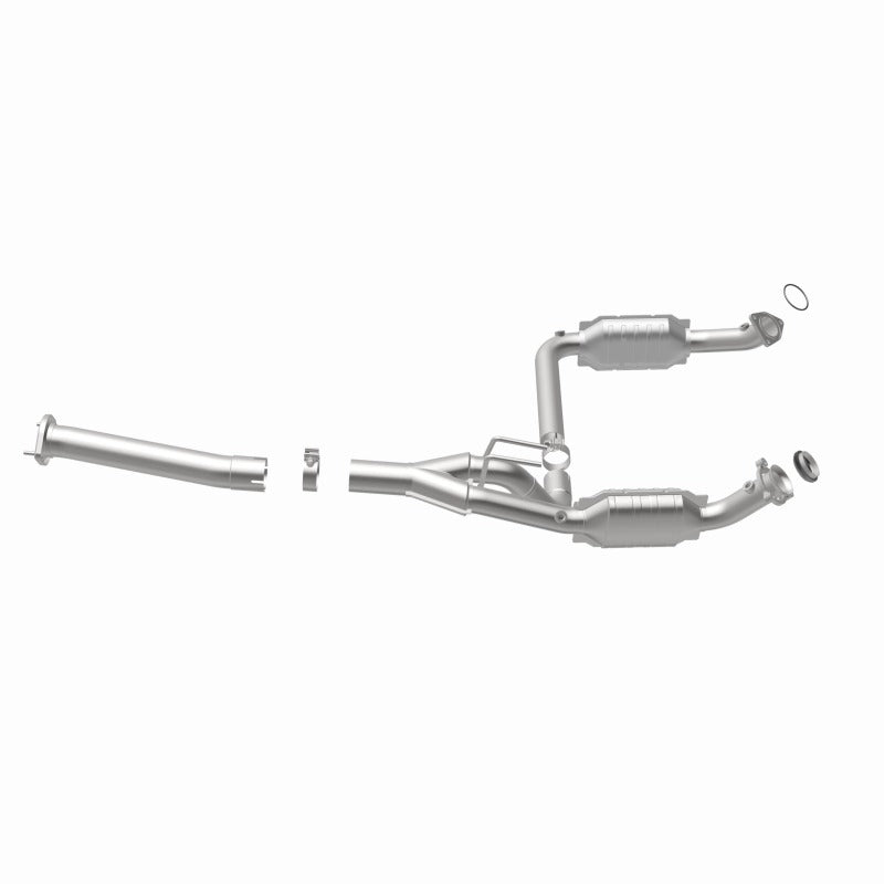 MagnaFlow 03-06 Chevrolet Express 1500 4.3L Direct Fit Converter - 4451211