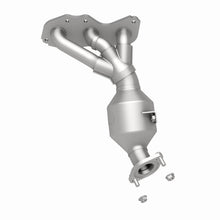 Load image into Gallery viewer, MagnaFlow 06-12 Toyota RAV4 3.5L Direct Fit Converter - 5582820