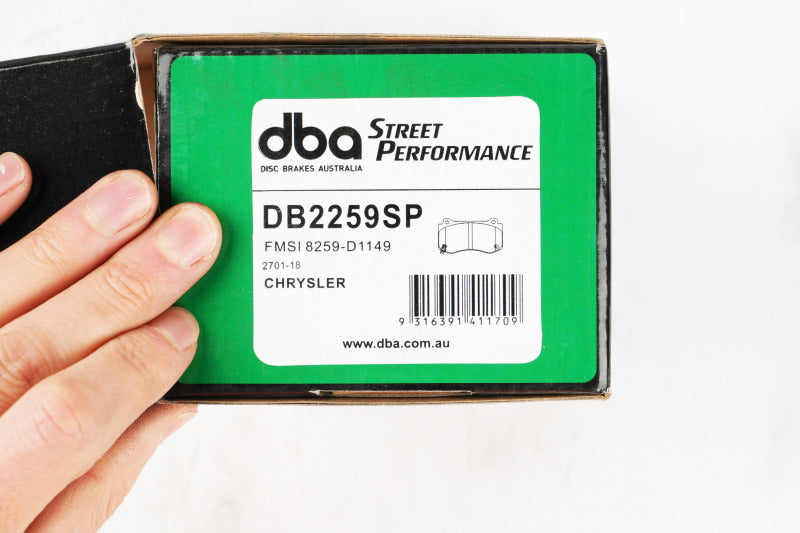DBA 06-07 Dodge Magnum SRT8 / 06-09 Challenger SRT8 SP500 Front Brake Pads - DB2259SP