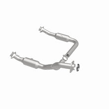 Load image into Gallery viewer, MagnaFlow 2006 Ford Explorer 4.6L Direct Fit Converter - 5451672
