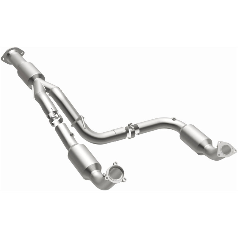 MagnaFlow 12-17 Chevrolet Express 3500 6.0L Direct Fit Converter - 5582113
