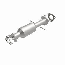 Load image into Gallery viewer, MagnaFlow California Grade Catalytic Converter Direct Fit 96-97 GMC Sonoma / Chevrolet S10 - 4451484