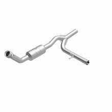 Load image into Gallery viewer, MagnaFlow 07-08 Ford F-150 4.6L Direct Fit Converter - 5451410