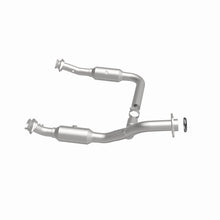 Load image into Gallery viewer, MagnaFlow DF Cat Conv 06-09 Ford Explorer/06-10 Mercury Mountaineer 4.6L Y-Pipe Assembly (49 State) - 93627