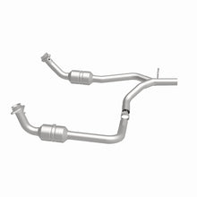Load image into Gallery viewer, MagnaFlow 09-14 Ford E-250 4.6L Direct Fit Converter - 5551153