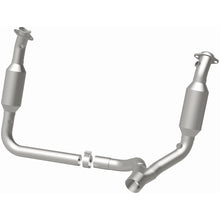 Load image into Gallery viewer, MagnaFlow 2006 Dodge Ram 1500 5.7L Direct Fit Catalytic Converter - 4651711
