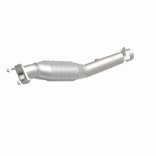 Load image into Gallery viewer, MagnaFlow Direct Fit Catalytic Converter GM 01-02 2500 Passenger Side 6L - 24148