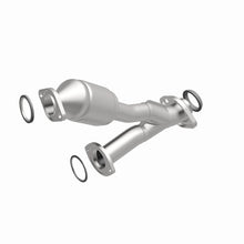 Load image into Gallery viewer, MagnaFlow DF Cat Conv 99-03 Lexus/Toyota RX300/Highlander Truck 3.0L Passgr Sde *NOT FOR SALE IN CA* - 93260
