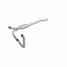 Load image into Gallery viewer, MagnaFlow Direct Fit Catalytic Converter 02-03 Ram1500 4.7OEM - 49661