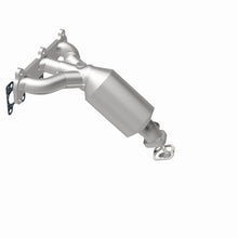 Load image into Gallery viewer, MagnaFlow Direct Fit Catalytic Converter 05-08 Hyundai Tucson/Kia Sportage 2.7 L P/S Manifold AWD - 50531