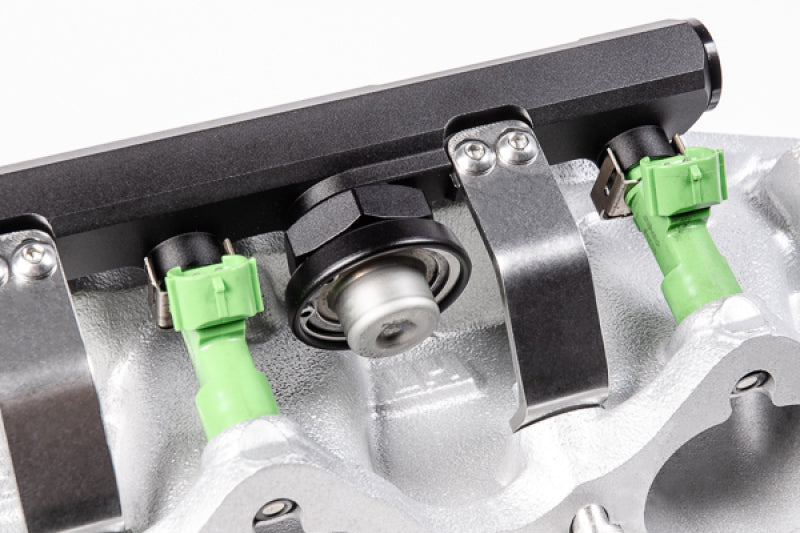 Radium Engineering Nissan VQ Fuel Rail Kit - 20-0458