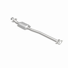 Load image into Gallery viewer, MagnaFlow Direct Fit Catalytic Converter Chevrolet-Geo 2001 - 22614