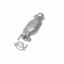 Load image into Gallery viewer, MagnaFlow Direct Fit Catalytic Converter 2003-2006 MONTERO 3.8 L Underbody - 52174