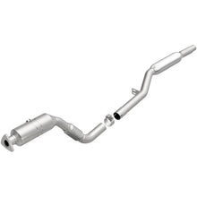 Load image into Gallery viewer, MagnaFlow Direct Fit Catalytic Converter 2005-2007 A6 QUATTRO 3.2L Underbody - 52132