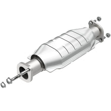 Load image into Gallery viewer, MagnaFlow Direct Fit Catalytic Converter 05-10 Kia Sportage 2.7L - 24963