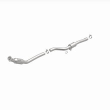 Load image into Gallery viewer, MagnaFlow Direct Fit Catalytic Converter 2013-2017 SL550 V8 4.6 OEM Underbody - 21-572