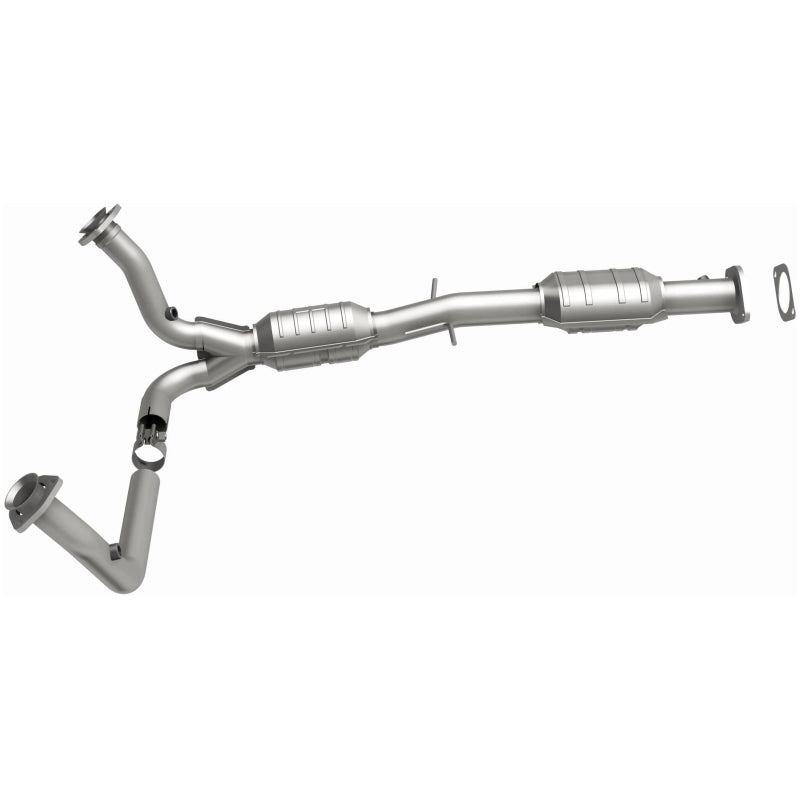 MagnaFlow Direct Fit Catalytic Converter 00-04 S10/Sonoma 4.3L - 447242