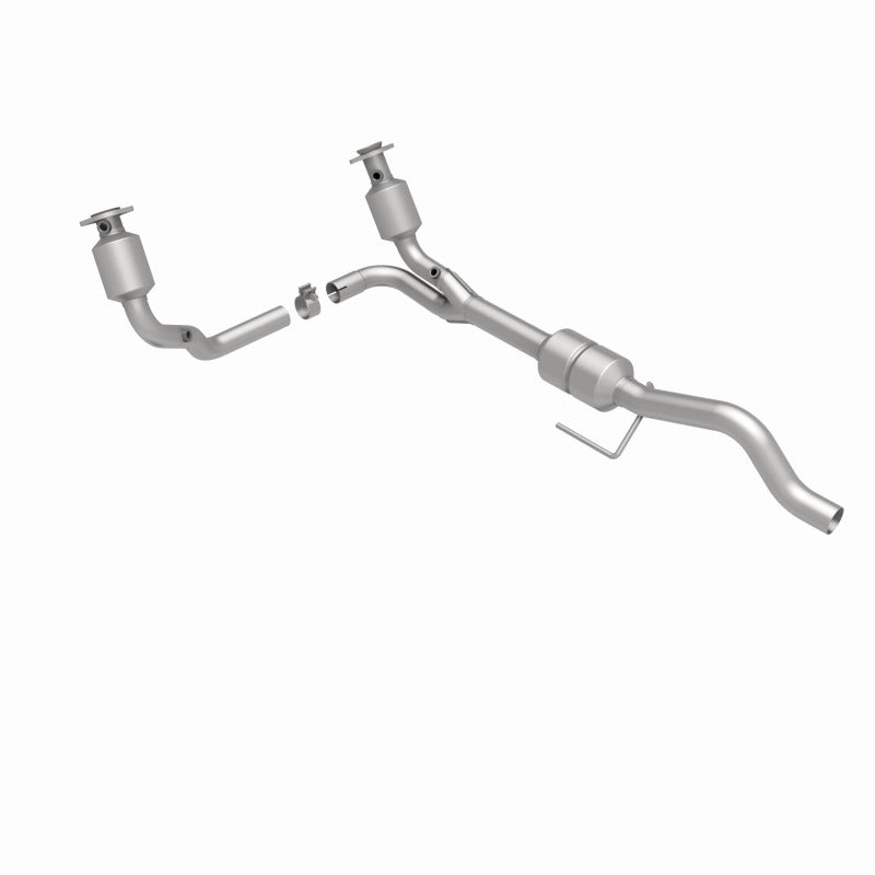 MagnaFlow Direct Fit Catalytic Converter 00-03 Durango 4WD 4.7L - 458047