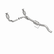 Load image into Gallery viewer, MagnaFlow Direct Fit Catalytic Converter 00-03 Durango 4WD 4.7L - 458047