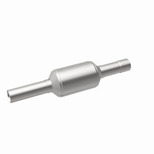 Load image into Gallery viewer, MagnaFlow 1993-1995 Jeep Wrangler/ Cherokee Direct-Fit Catalytic Converter - 3391221