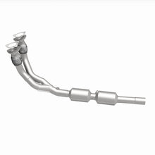 Load image into Gallery viewer, MagnaFlow Direct Fit Catalytic Converter 02-05 Golf 2.8L Underbody - 52289