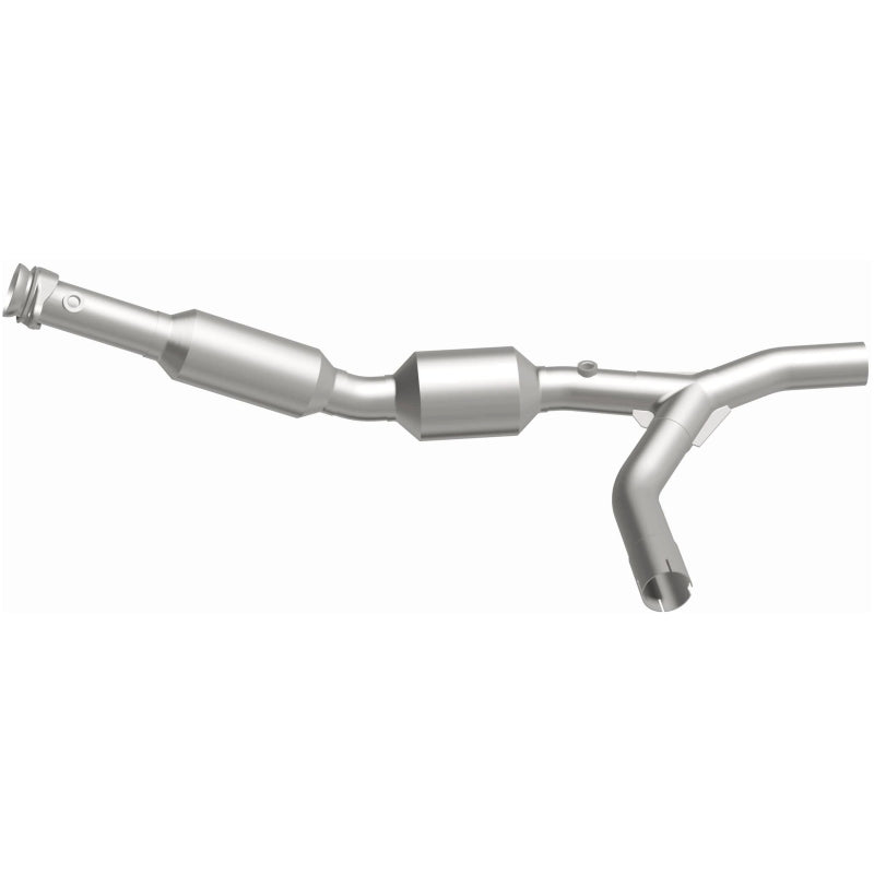 MagnaFlow 2007 Ford E-150 4.6L Direct Fit Converter - 5582310