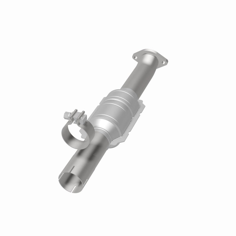 MagnaFlow Direct Fit Catalytic Converter 2010-2012 VENZA 2.7L Underbody - 52108