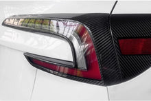 Load image into Gallery viewer, Dry Carbon Fiber Tail Light Cover for Model 3 Highland (2 pcs)