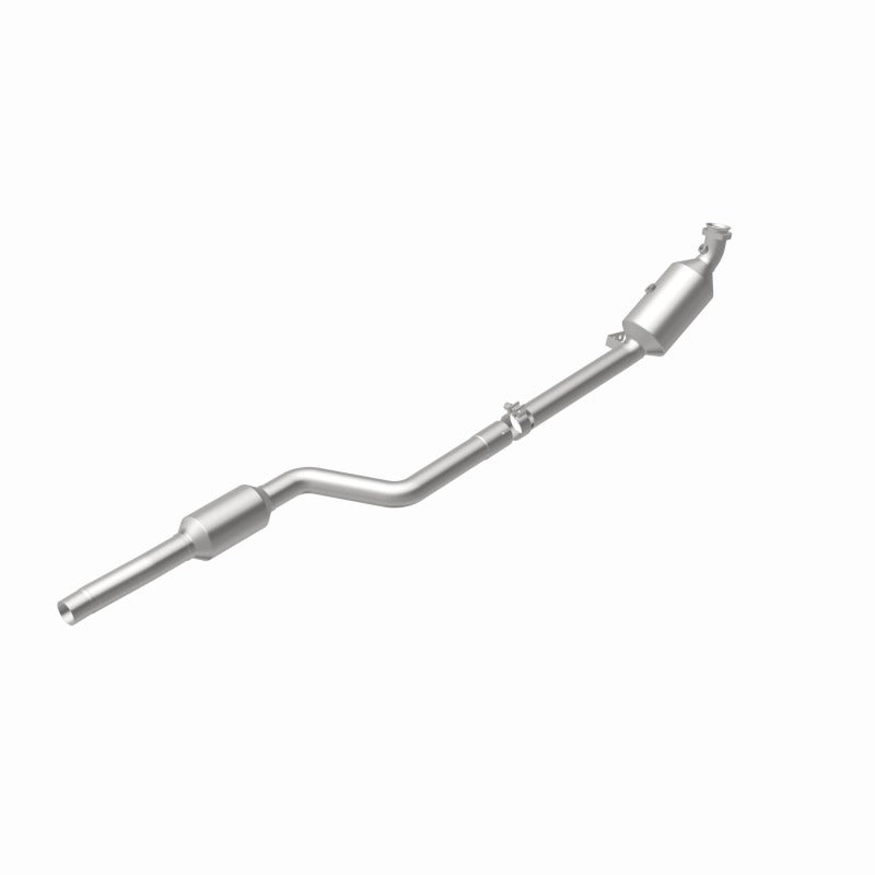 MagnaFlow 2011 C300 V6 3 OEM Underbody Direct Fit Converter - 21-437