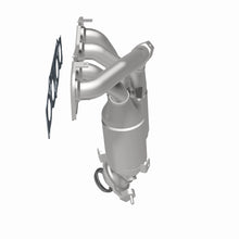 Load image into Gallery viewer, MagnaFlow Direct Fit Catalytic Converter 01-06 Toyota Highlander 2.4L - 23085