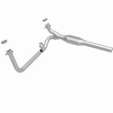 Load image into Gallery viewer, MagnaFlow Direct Fit Catalytic Converter Chevrolet/GMC 1500 1/2 Ton - 93109