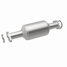 Load image into Gallery viewer, MagnaFlow 93-95 Toyota 4Runner V6 3.0L California Catalytic Converter Direct Fit - 3391884