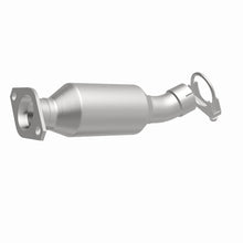 Load image into Gallery viewer, MagnaFlow Direct Fit Catalytic Converter 12-16 Toyota Prius C 1.5L - 5671448