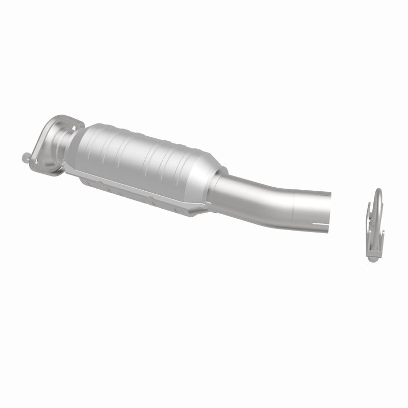 MagnaFlow Direct Fit Catalytic Converter 04 Toyota Sienna 3.3L - 23084