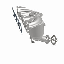 Load image into Gallery viewer, MagnaFlow 10-13 Hyundai Santa Fe 2.4L Direct Fit Converter - 5582998