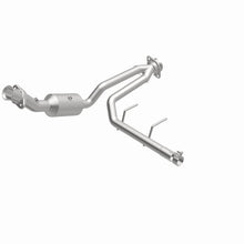 Load image into Gallery viewer, MagnaFlow 18-20 Ford F-150 V6 3.3L Right Underbody Direct-Fit Catalytic Converter - 280224
