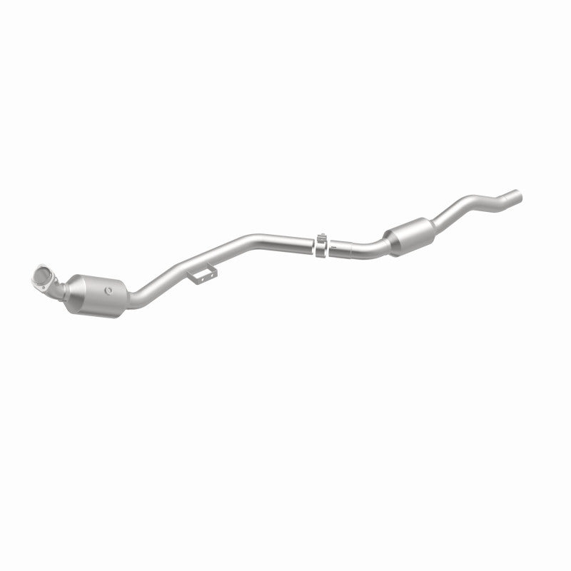 MagnaFlow Direct Fit Catalytic Converter OEM 2007 Mercedes-Benz E350 Underbody - 69.125in Length - 5411666