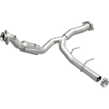 Load image into Gallery viewer, MagnaFlow Direct Fit Catalytic Converter 15-17 Ford Expedition V6 3.5 OEM Underbody - 21-528