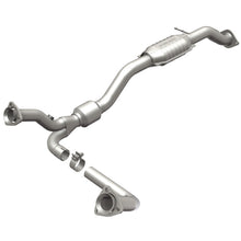 Load image into Gallery viewer, MagnaFlow Conv DF 00-05 Chevy Blazer / 00-05 GMC Jimmy / 00-01 Olds Bravada 4.3L 4dr 2WD - 23716