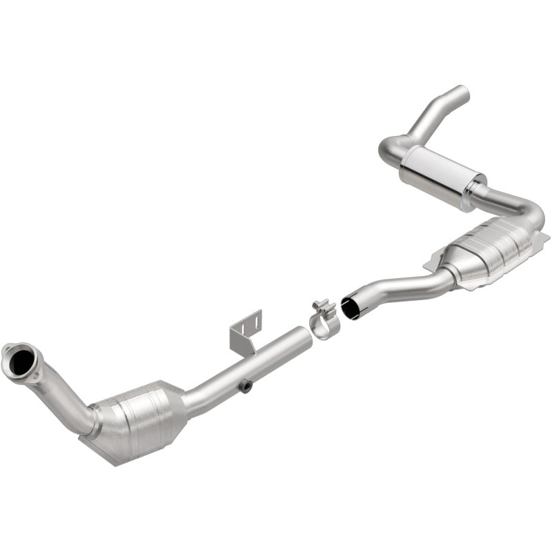 MagnaFlow Direct Fit Catalytic Converter Mercedes ML320 99-02 Driver Side OEM - 49865