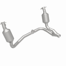 Load image into Gallery viewer, MagnaFlow 2006 Jeep Grand Cherokee 4.7L Direct Fit Converter - 5451686