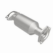 Load image into Gallery viewer, MagnaFlow 11-13 Sorento 2.4L Underbody Direct Fit Converter - 52863