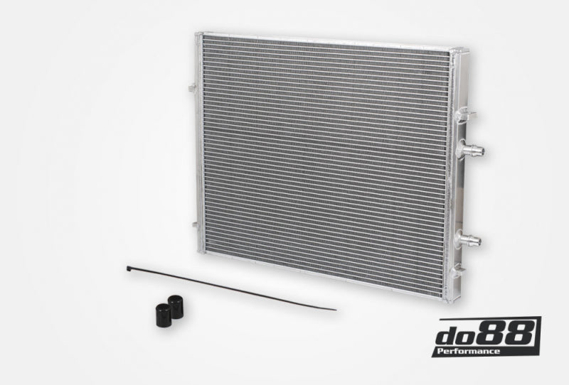 do88 19-20 BMW M2 Comp (F87)/15-20 BMW M3/M4 (F8X) Radiator for Front Mount Intercooler - WC-350