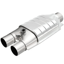 Load image into Gallery viewer, MagnaFlow Universal Catalytic Converter 2/2.5 Single O2 Boss - 93537