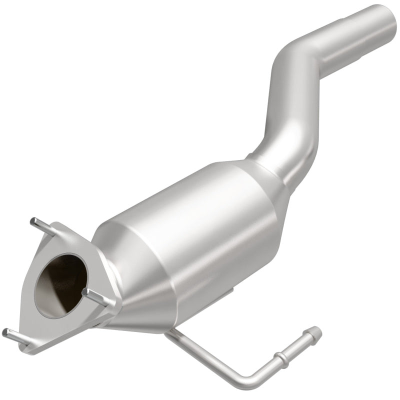 MagnaFlow Direct Fit Catalytic Converter 04-07 VW Touareg 4.2L Driver Side - 51154