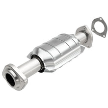 Load image into Gallery viewer, MagnaFlow Direct Fit Catalytic Converter 01/20/00-01 Jeep Cherokee 4.0L Rear (49 State) - 93208