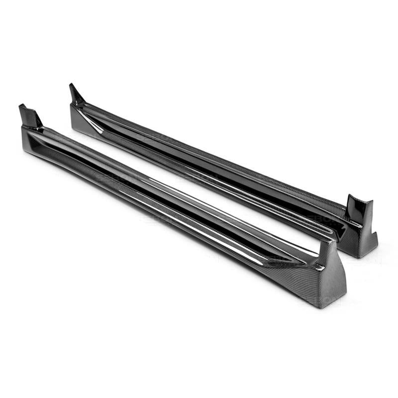 Seibon 04-05 Subaru WRX CW Carbon Fiber Side Skirts - SS0405SBIMP-CW