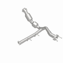 Load image into Gallery viewer, MagnaFlow 21-23 Ford F-150 3.5L Right Underbody Direct Fit Converter - 280266