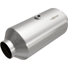 Load image into Gallery viewer, Magnaflow 3.00in. C/C 6in. spun body Universal Converter - 51299